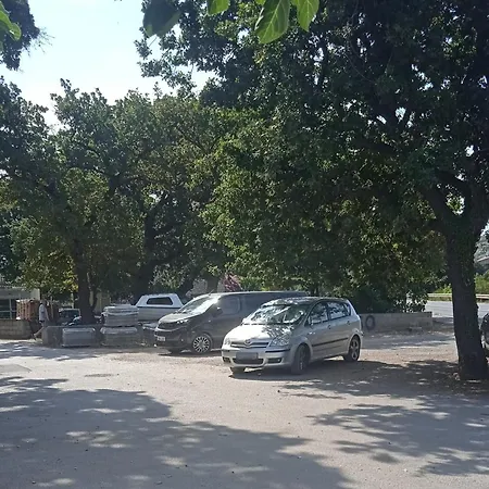 Gostinjska kuća With A Parking Space Drage, Biograd - 27951 Pakostane